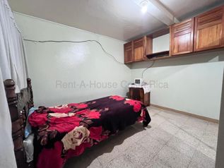Propiedad con 2 casas y 7 habitaciones en venta - San Pablo de Heredia in San Pablo, Barva, Heredia — 150 000 000 ₡ - Photo 4 of 10