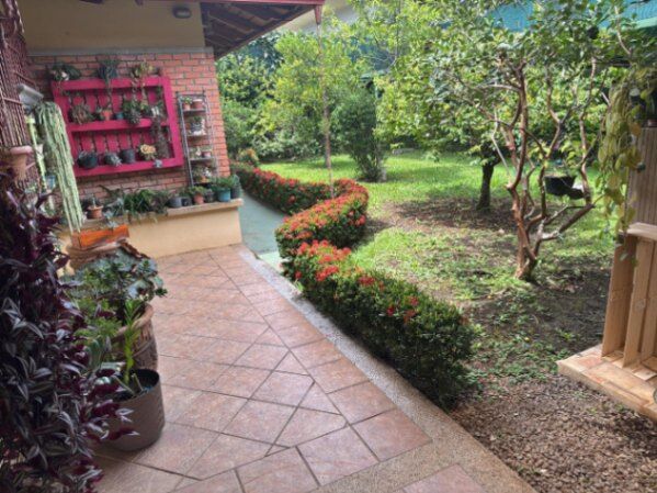 Alquiler de Casa en Piedades, Santa Ana / Mls. 26-581 OFC JB en Piedades, Santa Ana, San José — $3,800