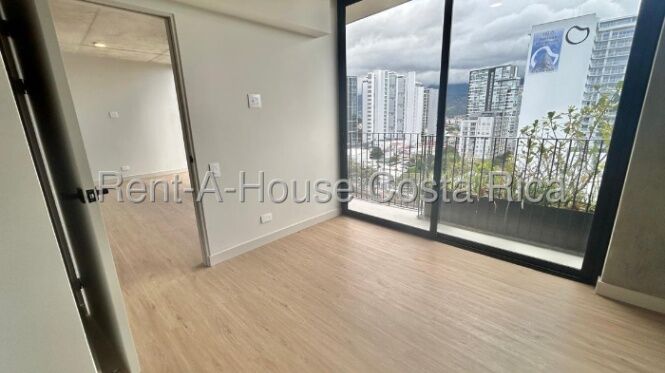  Venta de Excelente Apartamento en Rohrmoser, San José. RAH 26-1409 en Pavas, San José — $270,000 - Foto 3 de 20