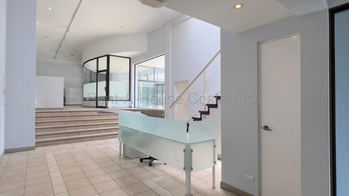 Venta de propiedad de uso comercial y residencial con 600 m² #26-2148 GS in Mata Redonda, San José — $450,000 - Photo 3 of 14