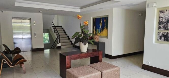 Alquiler de apartamento en Pozos de Santa Ana  en Pozos, Santa Ana, San José — $1,350