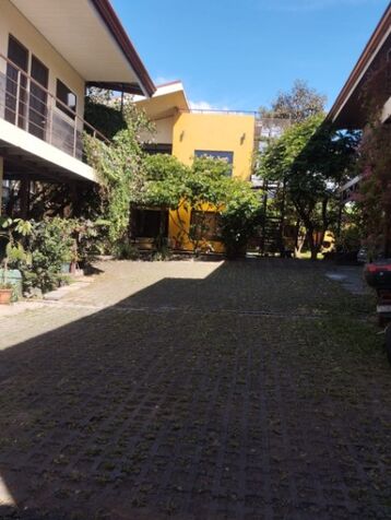 SE VENDEN 15 BELLOS APARTAMENTOS Y 1 CASA EN ALAJUELA.  en Alajuela — ₡ 350 000 000