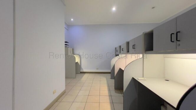 Venta de Casa Comercial/Residencial en Mata Redonda, San José. RAH 26-2148 in Mata Redonda, San José — $450,000