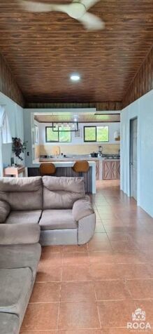 Linda casa en venta en Miravalles  in San Isidro De El General, Pérez Zeledón, San José — ₡ 51 000 000