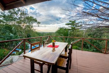 Beautiful Hotel on SALE. the best area for birdwatchers in Tárcoles, Garabito, Puntarenas — $2,500,000 - Photo 5 of 12