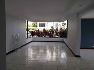 Venta de Apartamento en Escazú in San Rafael, Escazú, San José — $328,000 - Photo 5 of 10