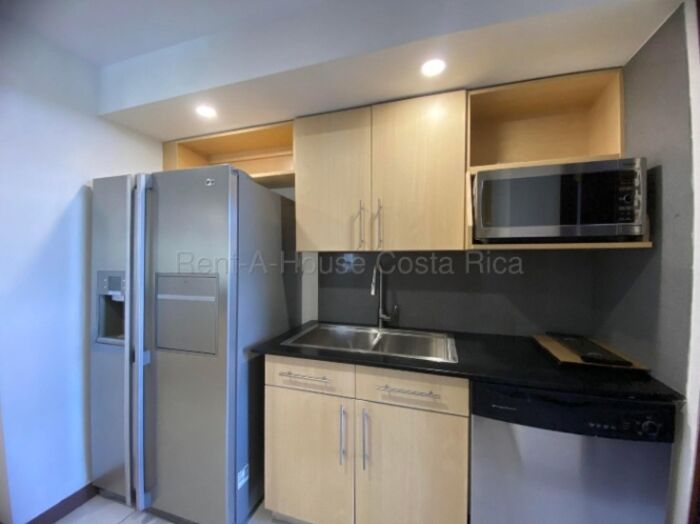 Se vende apartamento en Pozos Santa Ana 26-1932 in Pozos, Santa Ana, San José — $190,000