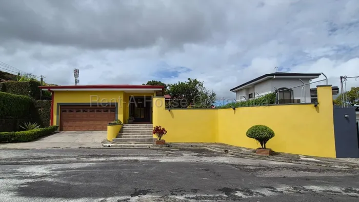Single-storey house for sale in San Rafael de Coronado in San Rafael, Vázquez de Coronado, San José — ₡ 250 000 000