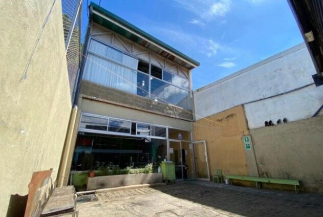 Se vende espaciosa casa con uso mixto en San Josecito Heredia 25-1706 in San Josecito, San Rafael, Heredia — ₡ 200 000 000