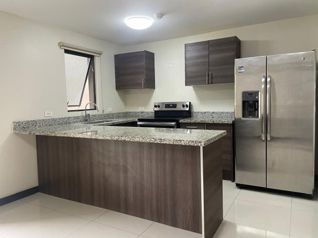 Venta de Apartamento en Brasil de Santa Ana. RAH 26-940 en Brasil, Santa Ana, San José — $185,000 - Foto 5 de 11