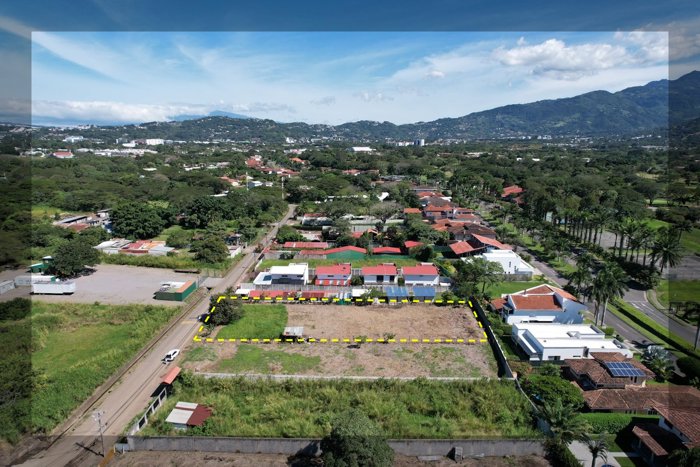Venta terreno para desarrollo residencial en Lindora, Santa Ana (AD) in Pozos, Santa Ana, San José — $419,000