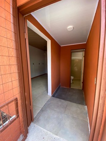 VENTA DE LOTE CON DOS APARTAMENTOS, SAN JOSE, ESCAZU en San Rafael, Escazú, San José — ₡ 106 000 000