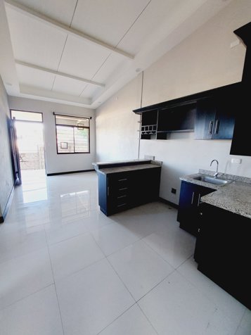 APARTAMENTO PARA ESTRENAR PUENTE SALAS EN BARVA 2 HABITACIONES 1 ESTACIONAMIENTO. en San Pedro, Barva, Heredia — ₡ 350 000