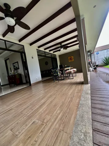 Casa Moderna en La Garita – Residencial El Bosque en Garita, Alajuela — $465,000