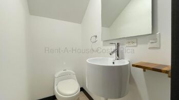 Venta de Casa en San Antonio de Escazú. RAH 26-1761 in San Antonio, Escazú, San José — $230,000 - Photo 4 of 20