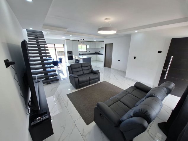 Tres Rios casa en condominio Hacienda Peraz en Tres Ríos, La Unión, Cartago — ₡ 1 600 - Foto 2 de 21