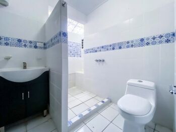 Venta de Casa en Sabanilla-Montes de Oca. RAH 26-1284 en Sabanilla, Montes De Oca, San José — $425,000 - Foto 5 de 10