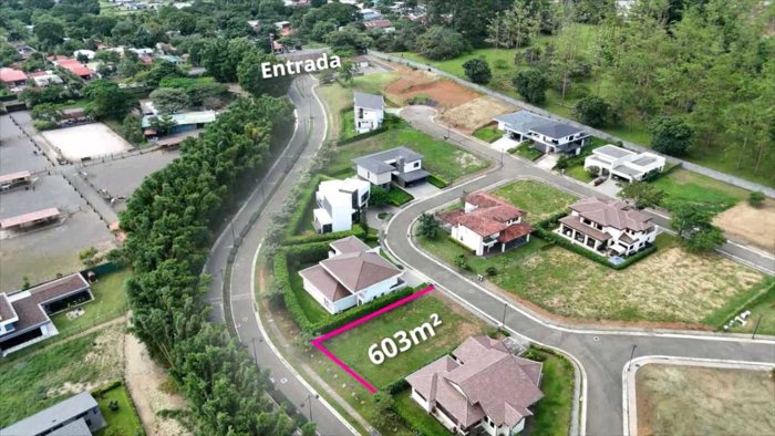 Hermoso Lote en Condominio en la Guácima, Alajuela in Guácima, Alajuela — ₡ 75 000 000 - Photo 3 of 10