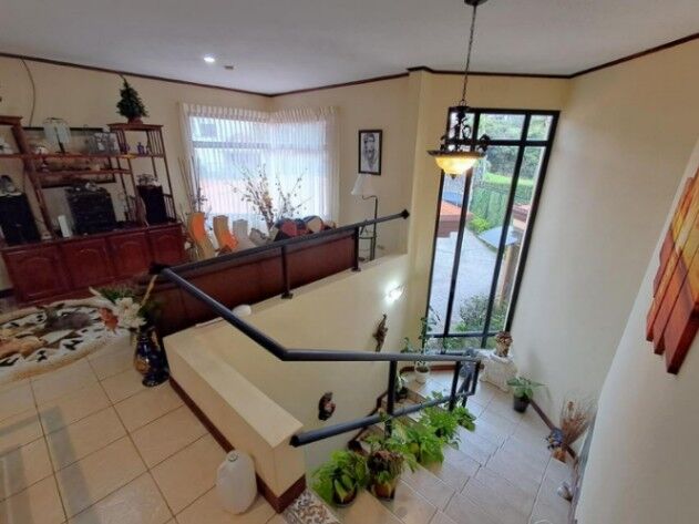 Venta de Casa en San Rafael de Heredia. RAH 26-37 en San Rafael, Heredia — $975,000