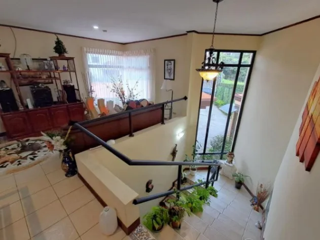 Venta de Casa en San Rafael de Heredia. RAH 26-37 in San Rafael, Heredia — $975,000 - Photo 2 of 17