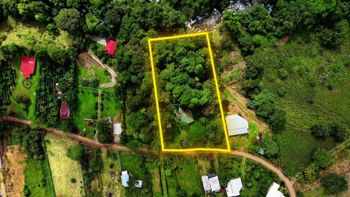 Venta de Quinta de 5.000 M2 con Acceso al Rio Peñas Blancas y Rancho en Santa Elena, Perez Zeledon