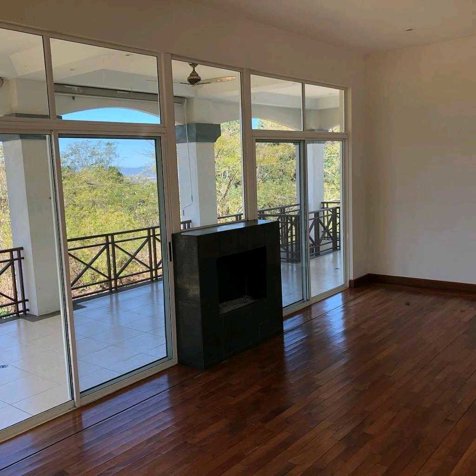 Gran oportunidad de alquiler en Guachipelin Escazu in Escazú, San José — $4,200 - Photo 3 of 32