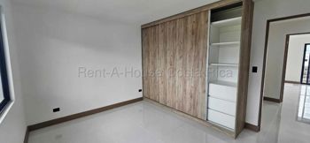 Venta de Casa en La Unión-San Juan de Cartago. RAH 27-394 en San Juan, La Unión, Cartago — 178 000 000 ₡ - Foto 2 de 10