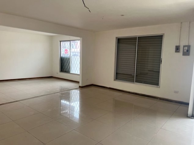 Local comercial en Barrio Escalante en Catedral, San José — $1,800 - Foto 2 de 9