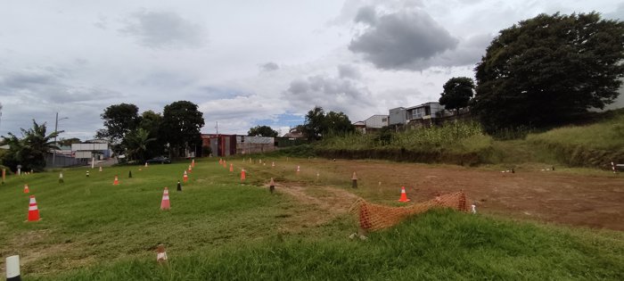 Lote en venta en Grecia centro. Uso mixto. 5PVV9545417 in Grecia, Alajuela — $1,700,000