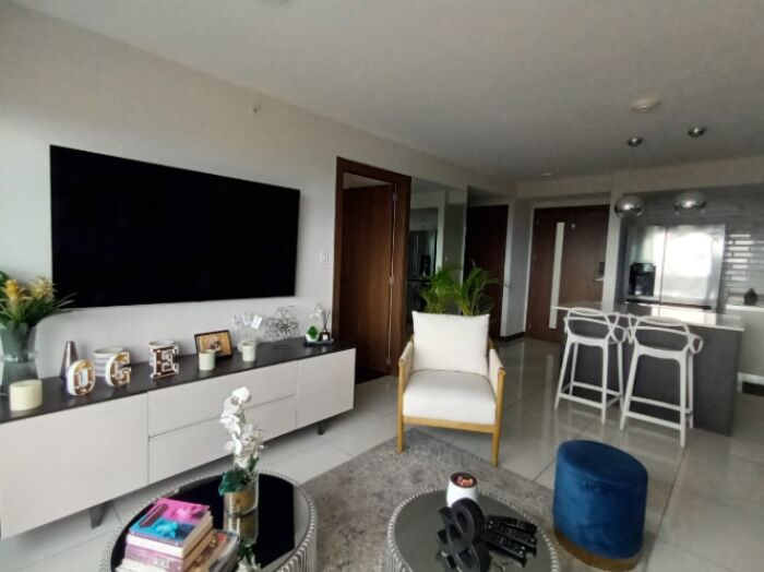  ALQUILER APARTAMENTO AMUEBLADO SAN JOSE-URUCA PISO 14 en Uruca, San José — $1,500
