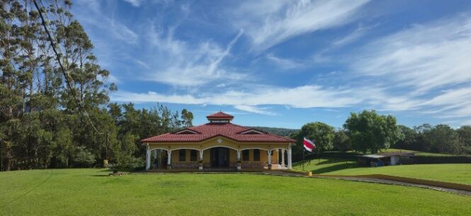 Mansión Clásica en Santuario Ecológico de 2.7 Ha – Moravia en San Jerónimo, Moravia, San José — $1,575,000
