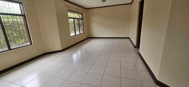 Alquiler de Apartamento en Curridabat, San José. RAH 26-1177 en Curridabat, San José — $1,300