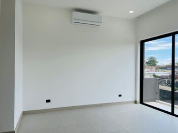 Alquiler de Casa en Pozos de Santa Ana. RAH 25-1738 en Pozos, Santa Ana, San José — $2,500 - Foto 4 de 10
