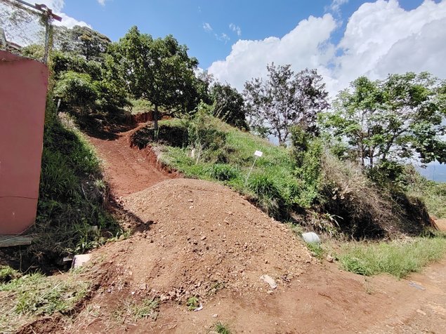 Venta de lote de 5.117 m2 en San Isidro, Pérez Zeledón in San Isidro De El General, Pérez Zeledón, San José — ₡ 75 000 000 - Photo 3 of 11