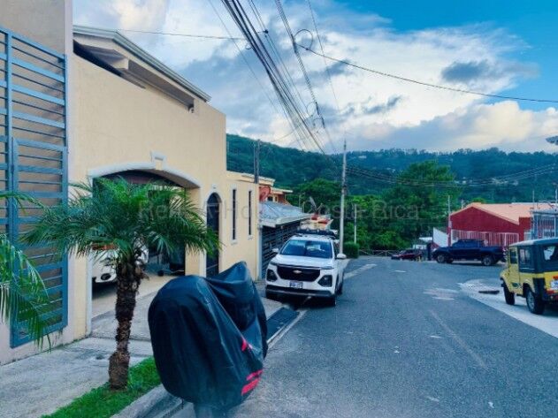 Se vende casa San Diego La Unión 27-78 en San Diego, La Unión, Cartago — ₡ 137 000 000