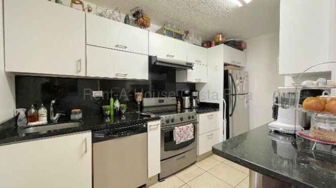OPORTUNIDAD Ventad de Apartamento de 3 Habitaciones en Concasa  en San Rafael, Alajuela — $97,000