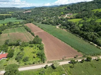 Propiedad 31,157.53 metros cuadrados. Finca. Terreno.