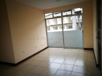 Venta de Apartamento en Moravia-La Trinidad. RAH 26-2144 in La Trinidad, Moravia, San José — 49 000 000 ₡ - Photo 5 of 16