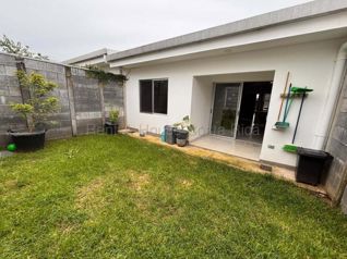 Venta de  Casa de 1 Planta en Condominio Naos, Barrantes de Flores Heredia.  RAH 27-861 en Barrantes, Flores, Heredia — $190,000 - Foto 4 de 9