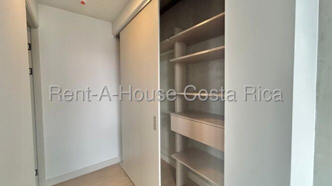  Venta de Excelente Apartamento en Rohrmoser, San José. RAH 26-1409 en Pavas, San José — $270,000 - Foto 2 de 20