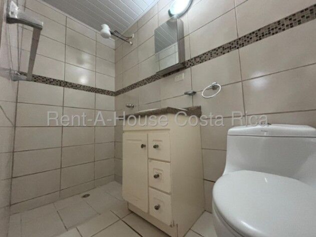 Venta de 2 Apartamentos Independientes en Tibás-San Juan. RAH 26-1460 en San Juan, Tibás, San José — ₡ 100 000 000