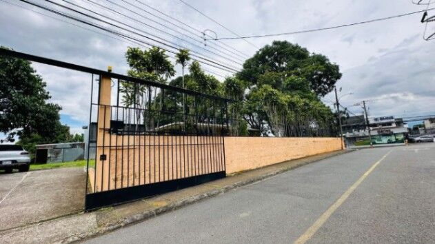 Alquiler de Local Comercial + APTO en Belén-La Asunción.  in La Asunción, Belén, Heredia — $4,700