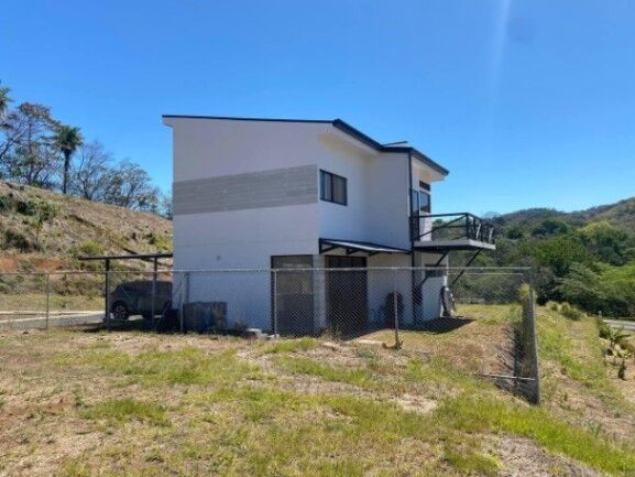 MLS-25-211 LS VENTA CASA TURRUCARES ALAJUELA CONTACTENOS AL # 86127562 in Turrúcares, Alajuela — $250,000