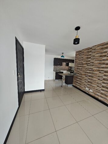 Apartamento en condominio en San Rafael, Alajuela — $850