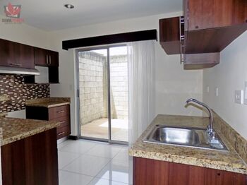 VENTA CASA - CARTAGO, CONDOMINIO NOBLEZA DE CORIS TEL: 8325 9589 en El Tejar, El Guarco, Cartago — 74 000 000 ₡ - Foto 5 de 18