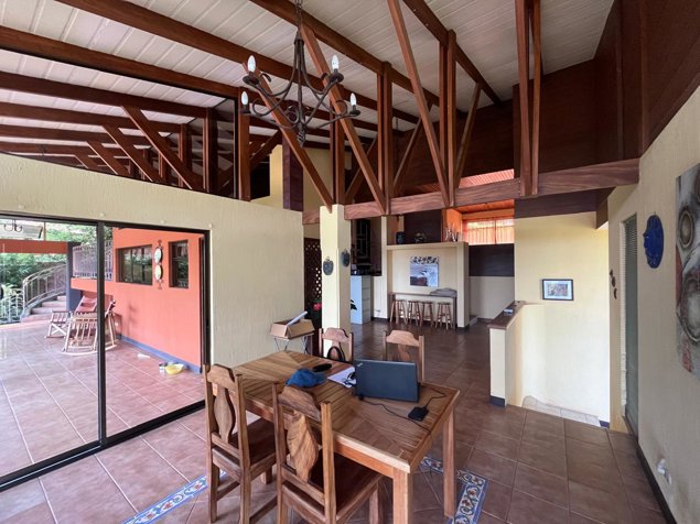 Casa en las montañas Palmares in La Granja, Palmares, Alajuela — $800,000 - Photo 3 of 11
