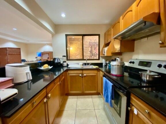 Venta de Casa en Santa Ana, San José. RAH 25-31 PRECIO REBAJADO in Santa Ana, San José — $197,000
