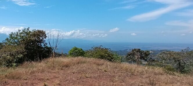 Bella finca con vista al Golfo de Nicoya in San Rafael, San Ramón, Alajuela — $1,500,000
