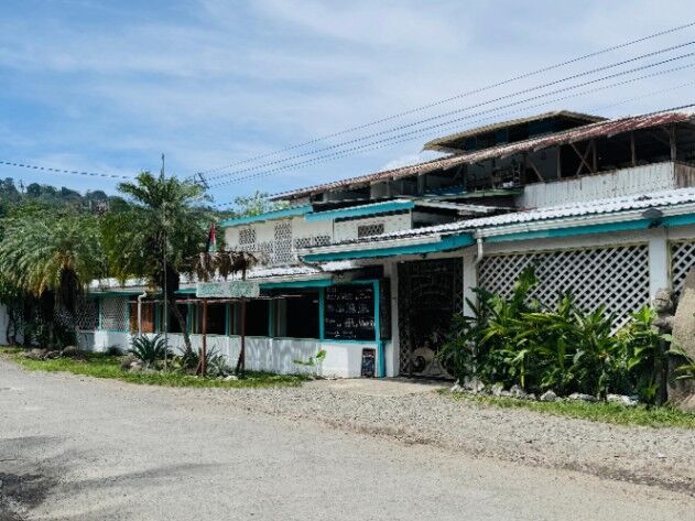 Hotel a la venta en Puerto Viejo in Cahuita, Talamanca, Limón — $1,350,000