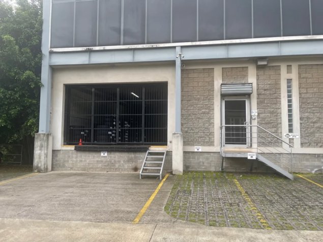 VENTA DE BODEGA RADIAL LINDORA OFIBODEGAS DEL OESTE en Pozos, Santa Ana, San José — $1,420,650